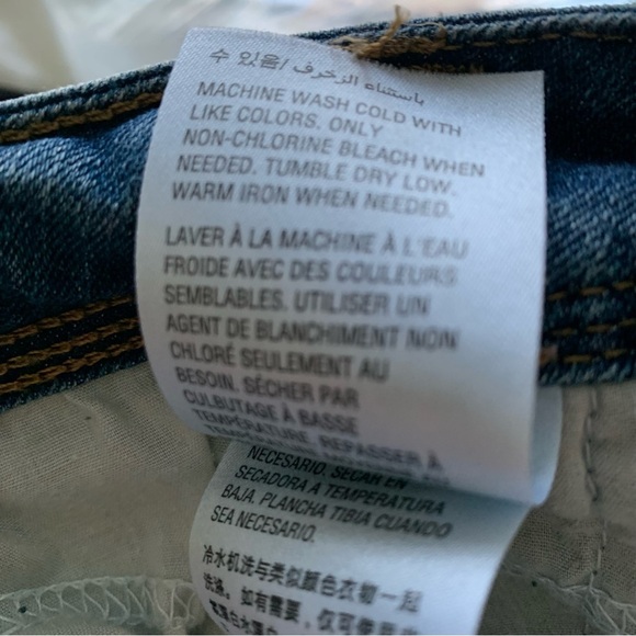 Style & Co Straight Leg Embroidered Jeans short Inseam - Picture 11 of 11